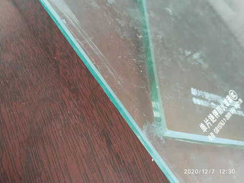 銫鉀單片防火玻璃特點(diǎn)